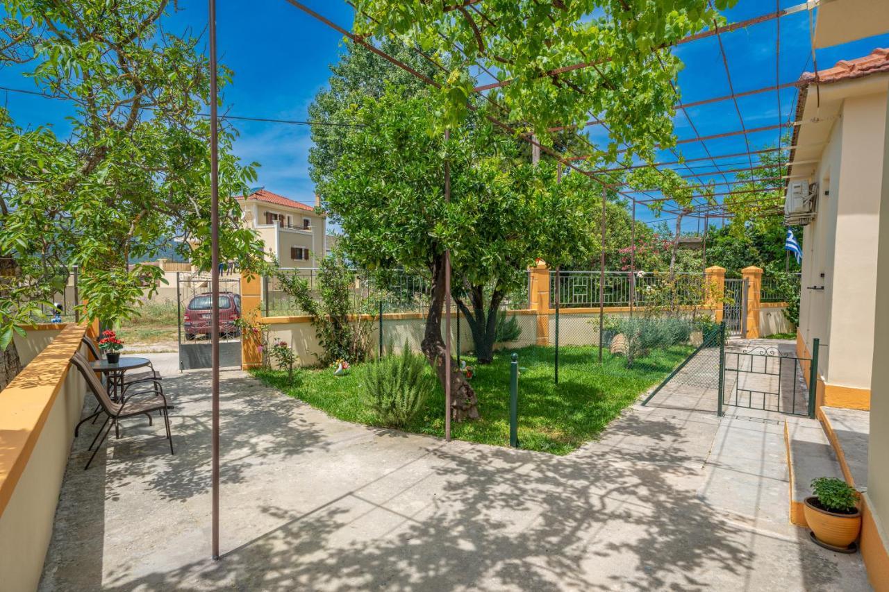 בית נופש Ira's House